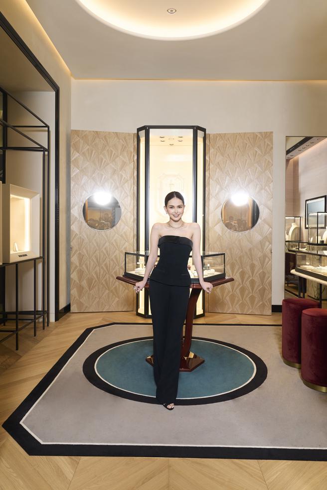 昆凌出席宝诗龙台中店开幕，追问她对法国男人的看法时，机智回答「没印象」。（Boucheron提供）