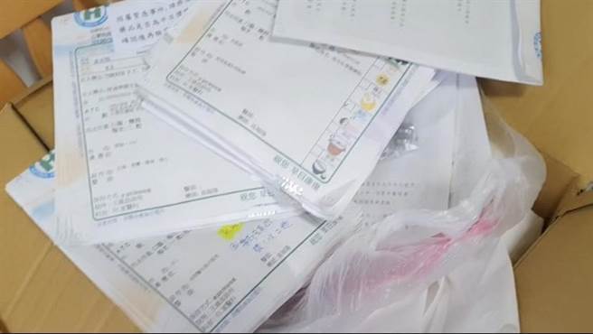 宜兰县政府卫生局备妥19名慢性患者平时备药，放置于宜兰县消防分队。（民眾提供／吴佩蓉宜兰传真）