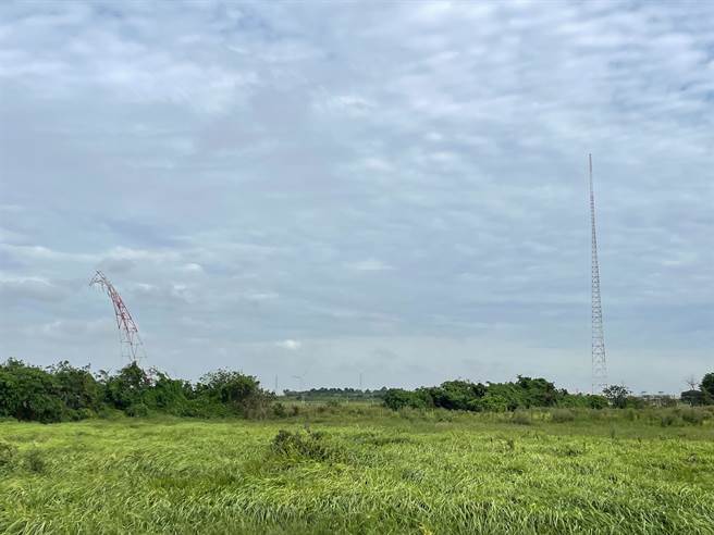 中央广播电台鹿港分台，是国内各分台中规模最大的，过去冷战时期作为反制中共心战宣传的广播基地，不过随着时代演进，现在不再像以前24小时不中断对中国播送。（吴建辉摄）