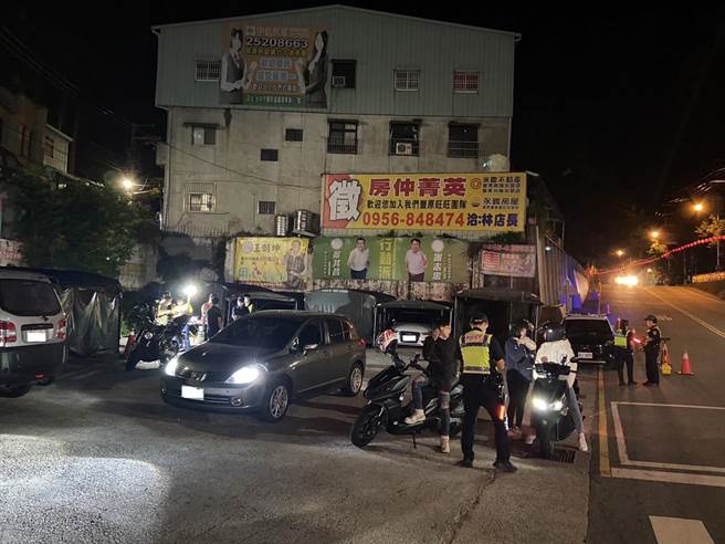 豐原警分局日前實施「環、警、監」聯合稽查噪音車，2天下來有斬獲。（警方提供／陳淑娥台中傳真）