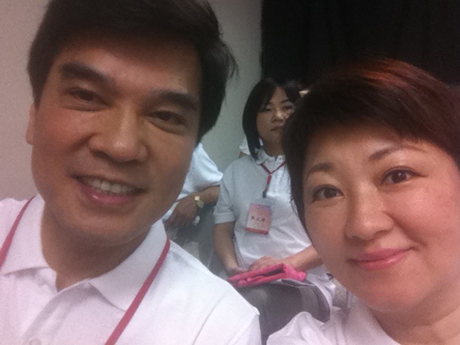 台中市市长卢秀燕（右）、前立委黄义交（左）。（图／取自卢秀燕脸书）