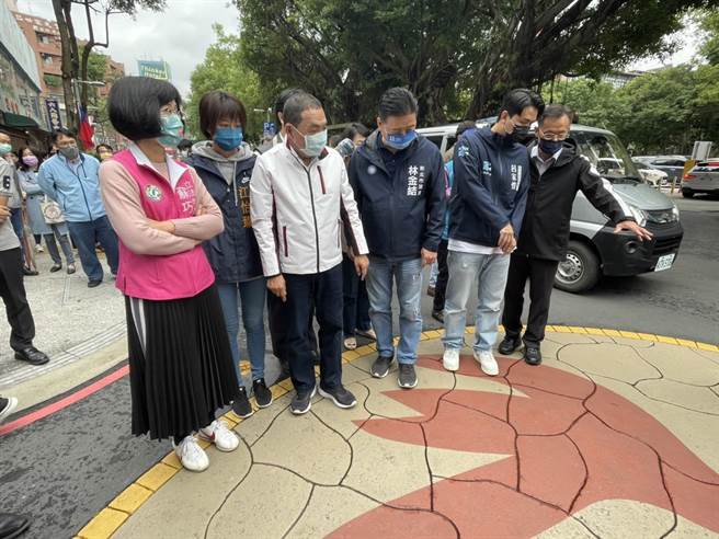 新北市長侯友宜今視察「陶、藝、山、水」四藝徑工程成果，肯定道路意象營造及友善空間施作。（蔡雯如攝）
