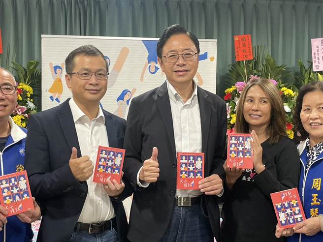 张善政酸郑运鹏对林智坚不闻不问「桃园三结义变梦中回忆」	。（吕筱蝉摄）