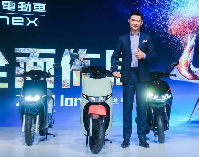 全球机车大厂光阳工业KYMCO今日正式宣告「全面布局」Ionex 3.0，并同时推出七款Ionex全新电动机车，图为光阳董事长柯胜峯。（图／中时）