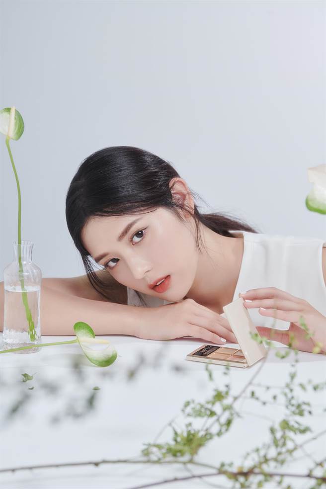 A.M. Fairyland 不关灯滤镜光双效遮瑕盘形象图。（A.M. Fairyland提供）