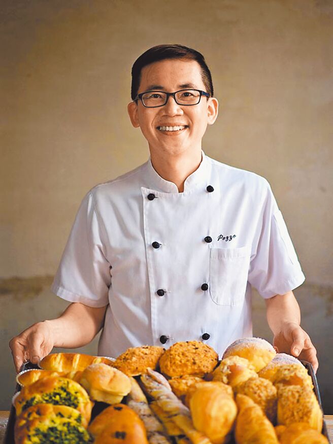 「普诺麵包坊」行政主厨林弘富以创意麵包满足每张挑剔的嘴。（普诺麵包坊提供）