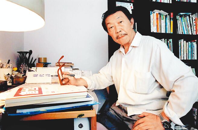 诗人商禽1980年进入《时报周刊》服务后才过上安稳日子。（本报资料照片）