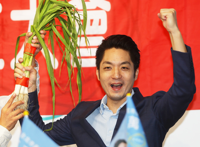 蒋万安表示，提到文山区，很多人第一个想到的就是动物园，是五、六年级生非常熟悉的「快乐天堂」。（季志翔摄）