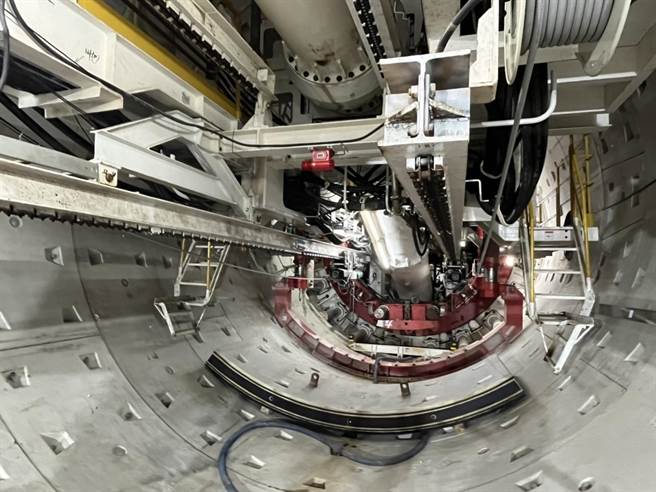 传统圆潜盾机内部。（陈梦茹摄）