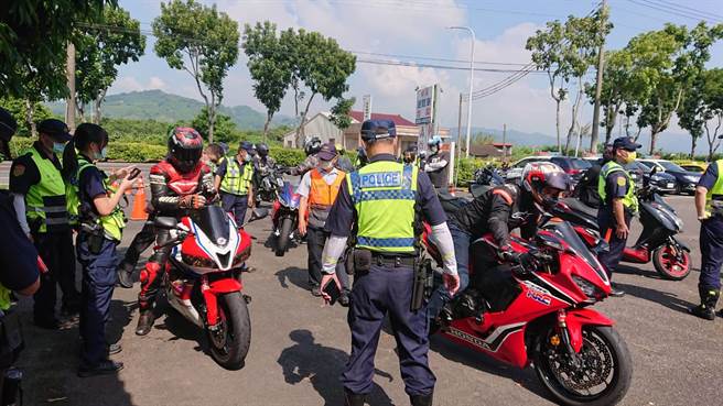 玉井警分局呼籲民眾務必遵守各項法規，切勿以身試法，以確保山區居民生活安寧及用路人安全。（警方提供／張毓翎台南傳真）