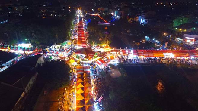 擁有30年歷史的「潮州春節市集」，因疫情擾亂連2年停辦，潮州鎮公所有信心明年能成功復辦，因此將擴大舉辦延長至6天。（潮州鎮公所提供／謝佳潾屏東傳真）