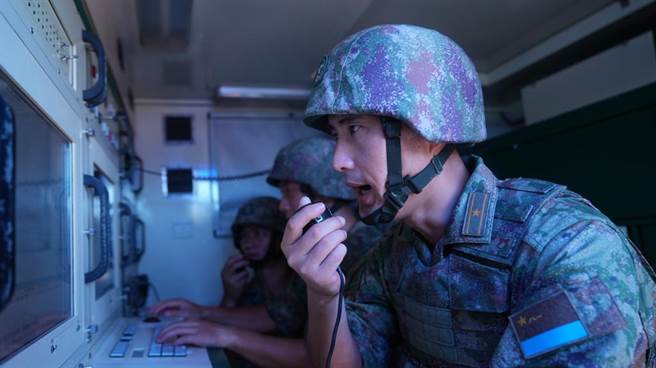 图为中共解放军驻港部队进行演训画面。（新华社资料照）