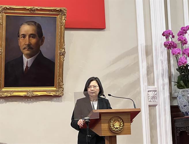 張忠謀代表出席APEC  總統委任三任務：無可取代的不二人選。（曾薏蘋攝）