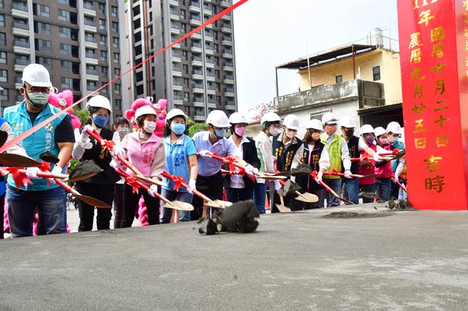 「大埔截水沟堤岸道路拓宽工程」，20日举办动土典礼。（吴敏菁摄）