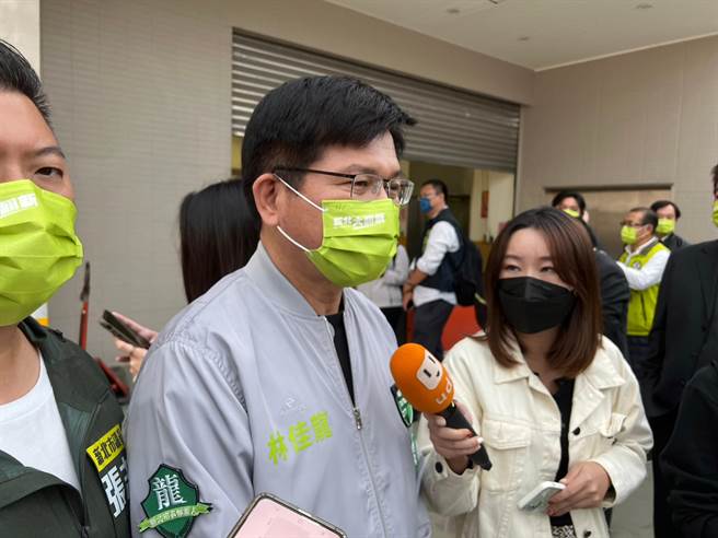 林佳龙批新北市的治安已亮起红灯。（王扬杰摄）