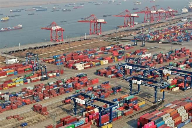 9月來自大陸的下單金額大減44.6億美元，減幅27.9％，創下近13年半最大衰退，也拖累外銷訂單負成長。(圖／中新社)