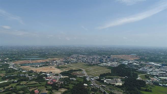 桃市府工务局表示，草漯重划区申装自来水作业，将于一周内开放申请。（新建工程处提供／蔡明亘桃园传真）