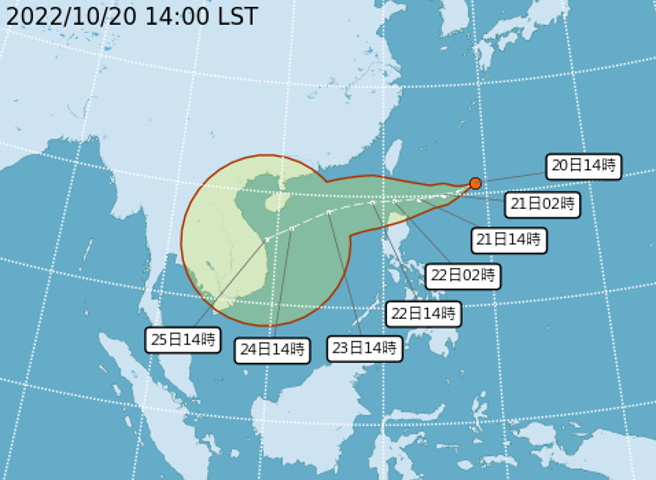 气象局表示，热带性低气压TD26路径类似「尼莎」颱风，不过距离台湾更近。（图／撷取自气象局官网）
