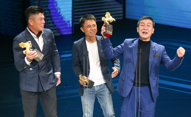 第58届金马前台颁奖典礼，图为最佳动作设计奖得主为陈文辉、朱科丰、冯仁稚《叱咤风云》。（杜宜谙摄）