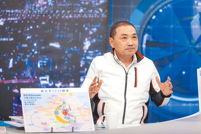 新北市长侯友宜表示，没有人愿意选择对立与衝突，很多事情应该是平等尊严，大家互相对等交流做好沟通，让两岸之间气氛可以缓和一点。（新北市新闻局提供／陈慰慈新北传真）