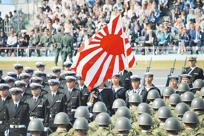 日本政府官員表示，未來5年間，日本將展開二戰結束以來最大規模建軍，以嚇阻北京2027年在東亞啟戰。（新華社）