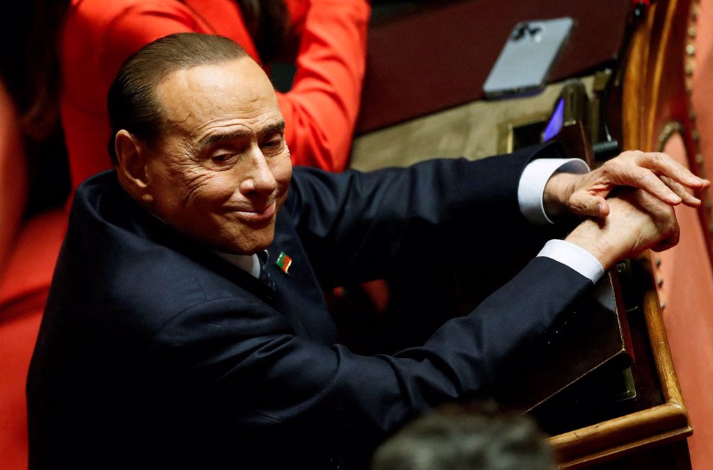 义大利前进党（Forza Italia）党魁暨义总理贝鲁斯柯尼（Berlusconi），在第一次投票会议期间坐在议会上。（路透社）(photo:ChinaTimes)