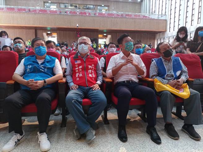 新竹县长抽籤号次出炉，杨文科4号、周江杰3号。(邱立雅摄/新竹传真)