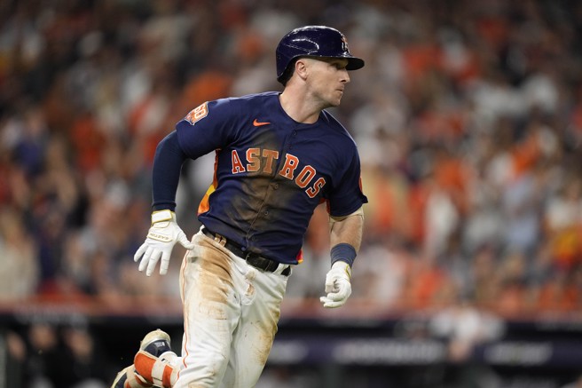 布瑞格曼（Alex Bregman）3分炮助威，帮助太空人取得系列赛2比0优势。(美联社)