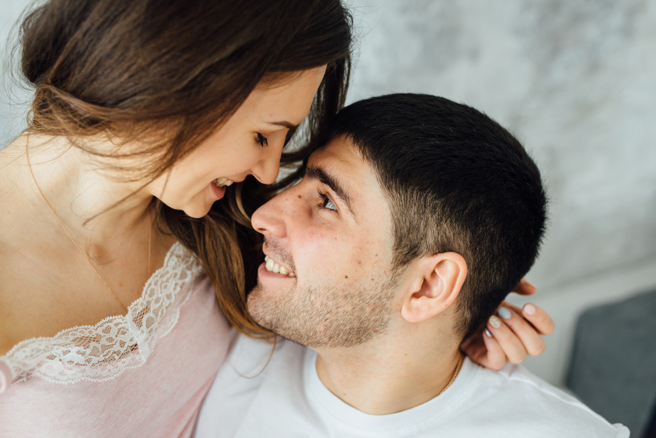 天蠍座、雙魚座、巨蟹座會無怨無悔的付出所有，因在他們心中覺得一切都值得。（示意圖／Shutterstock）