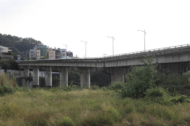 东势区埤丰桥将改建，21日举行开工典礼。（陈淑娥摄）