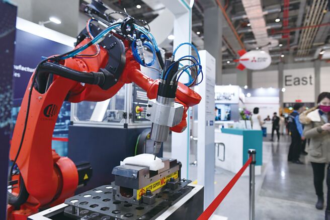 国内外工具机厂商为争取订单，报名参展相当踊跃，包括瑞士、德国、美国、丹麦等工具机大国也筹组国家馆，大秀研发实力。图／本报资料照片