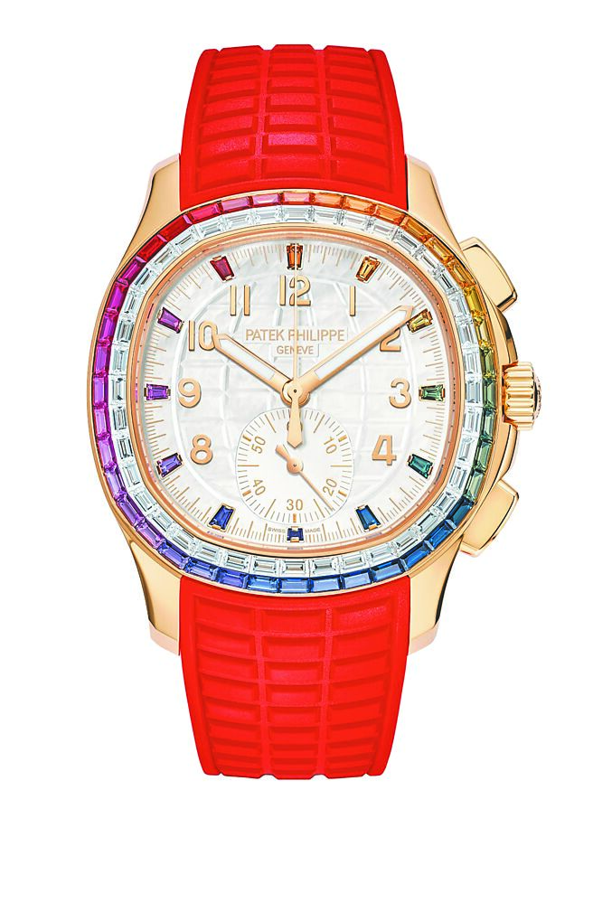 百达翡丽7968/300R-001 Aquanaut Luce「彩虹」计时码表，可搭配红、白与米色表带，621万元。（Patek Philippe提供）