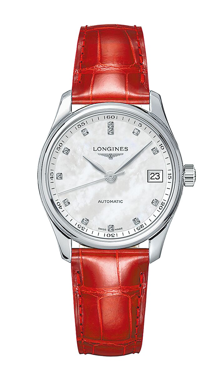 浪琴表Master巨擘系列白色珍珠母贝面盘红色皮革表带女表，7万9900元。（Longines提供）