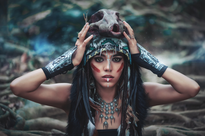 部落头目猥亵14岁少女「说出去会杀了妳」，瞎辩：差50岁没性欲。（示意图／Shutterstock）