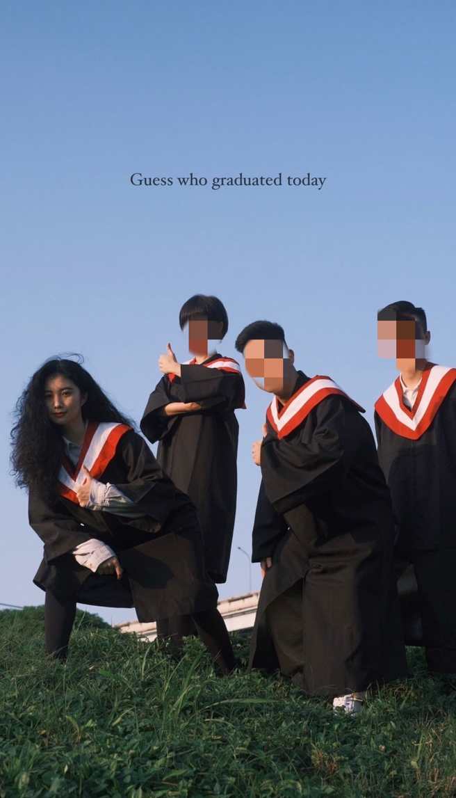 新北市市长侯友宜选举办公室政治实习生陈皓寧（左一）。（图／取自陈皓寧脸书）