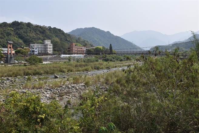 南庄鄉大東河及大南河交匯口正是賽夏族人河邊會議的重要地點。（謝明俊攝）