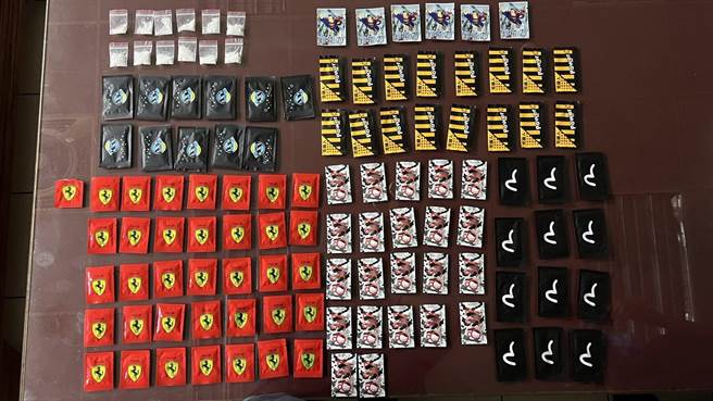 警方从车上找到大量毒品。（翻摄照片／高雄洪靖宜传真）