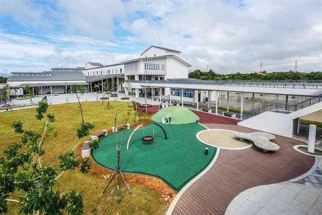 罕见疾病基金会筹募3.5亿元营建的「罕见家园」被评为黄金级绿建筑，将可规画各项活动及教育课程，促进病友身心健康。（罗浚滨摄）