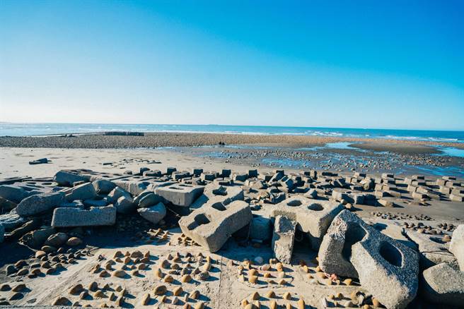 10月29日活动当天规画猪鼻子沙滩百人净滩，盼振兴观光同时，也唤起民眾对保护海洋环境的重视。（观旅局提供／蔡明亘桃园传真）