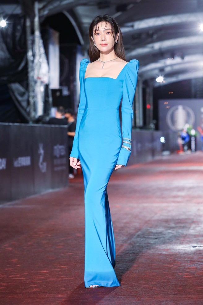 蔡淑臻紅毯表現氣質優雅。（圖／陳俊吉攝）