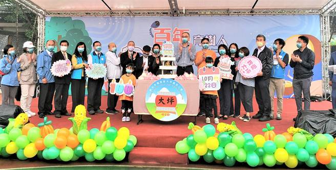 位于新北市万里区的大坪国小，今喜迎100岁生日。（新北市教育局提供／李奇叡新北传真）