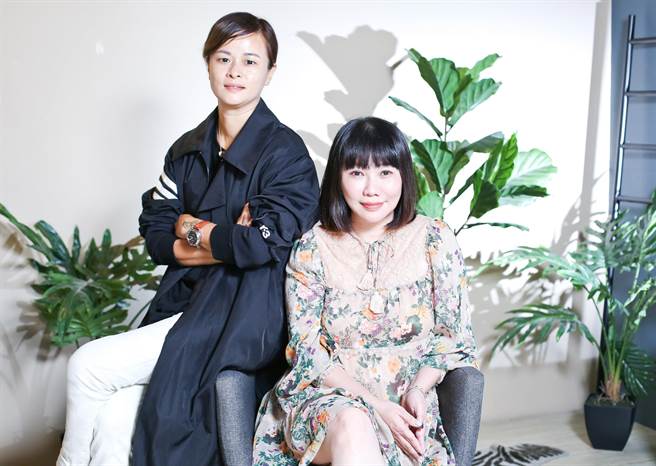 陳安齊（右）過去與百位藝人合作過，紀倪君也有中韓台豐富資歷。（陳俊吉攝）