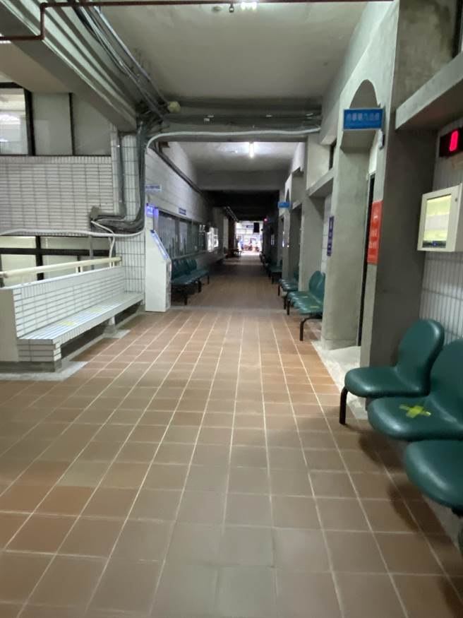 一審法官檢視LINE群組截圖，認為構成公然侮辱罪，決定判罰3000元，全案可上訴。（本報資料照）