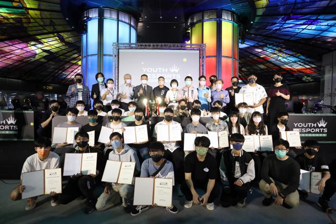 品观点｜全国电竞青年锦标赛「失业者联盟」夺冠（图/品观点提供）