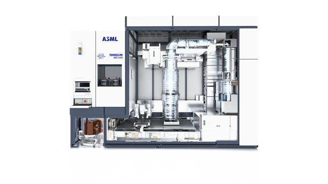 俄罗斯科学院旗下应用物理研究所声称将在2028年造出可生产7nm晶片的光刻机，大陆的半导体业界认为俄罗斯科学院「太过天真」。图为ASML的DUV光刻机。（图／ASML）