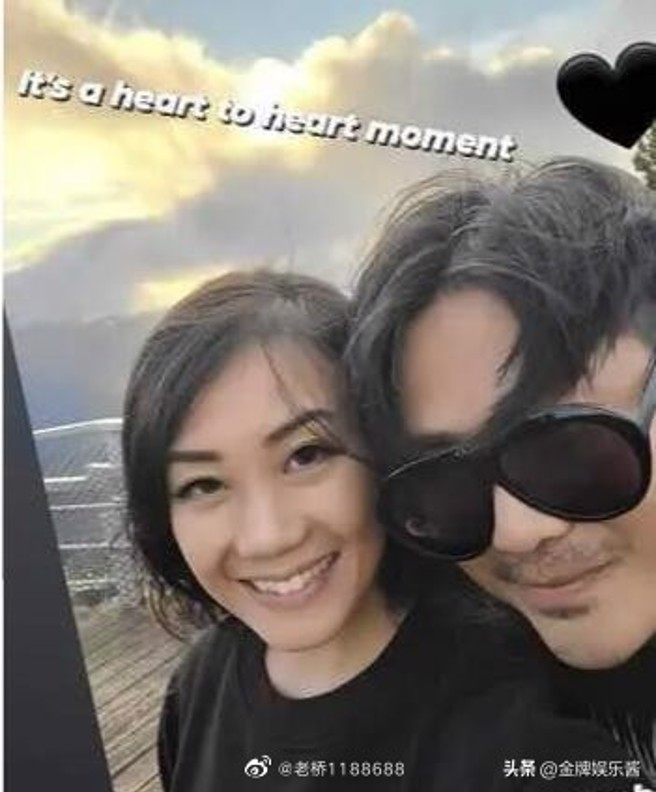 曹格晒出与神秘女子的合照，引发疑似有新欢的揣测。(图/曹格 IG)