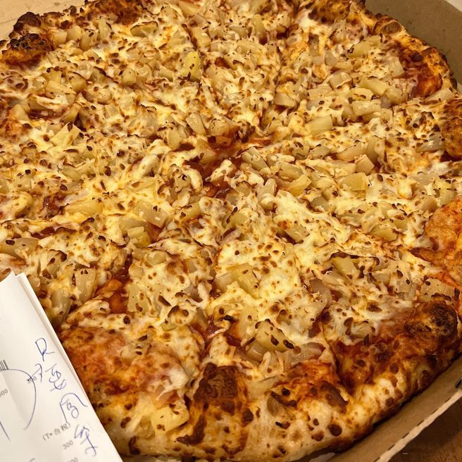 好市多客制化披萨因为网友一则发文从此取消，引发大批网友哀号。(翻摄自Costco好市多 商品经验老实说FB)