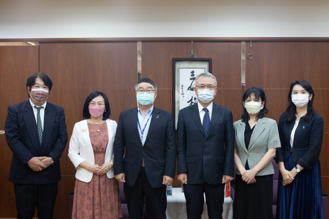 义守大学拥有丰沛国际能量，为世界各国学生海外求学的首选学校之一，在国际教育与学术领域占有举足轻重的角色。(照片/义守大学提供)