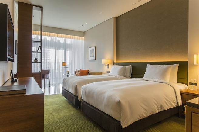 诚品行旅凭二至四张票券可兑换雅致客房至行政套房的房型。（诚品提供）