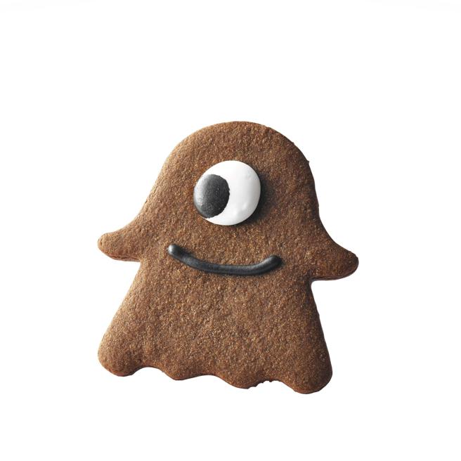 IKEA的「幽靈餅乾」吸睛的大眼幽靈造型餅乾，生動又可愛的模樣加上濃濃巧克力味，讓萬聖節點綴活潑氣氛。45元。(IKEA提供)